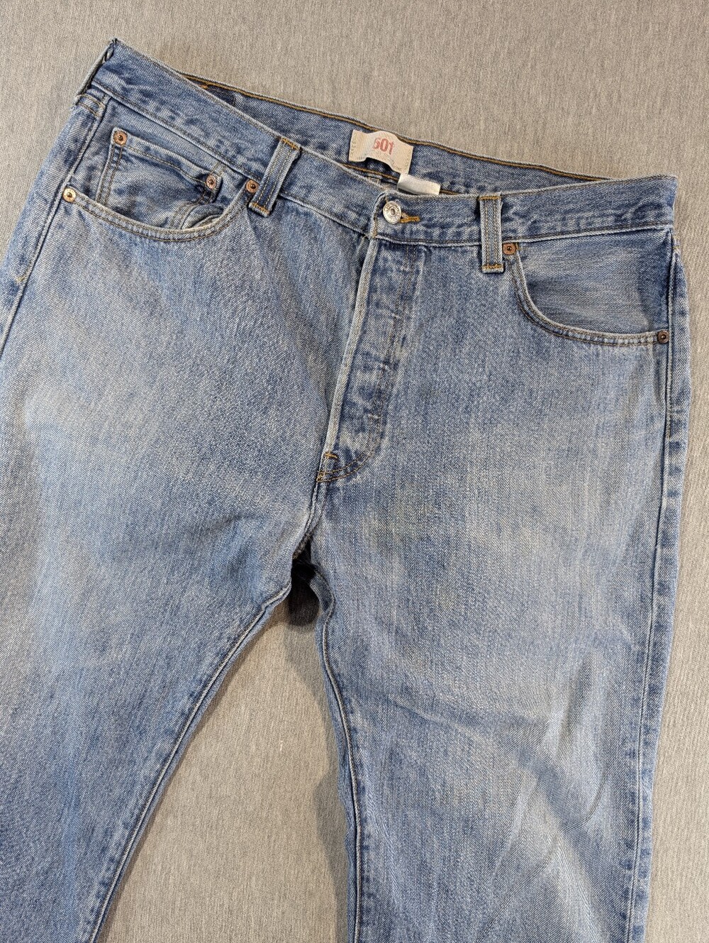 Levi's 501 Original Fit Jeans Men's 36 x 30 Faded Light Blue Button Fly